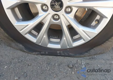 2025 Ford Escape Active z USA, uszkodzony, nr VIN 1FMCU9GN2SUB23300